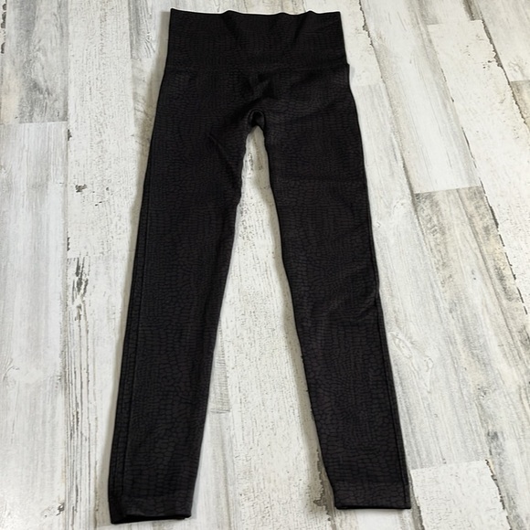 Spanx brown/black croc leggings size M - Picture 4 of 8